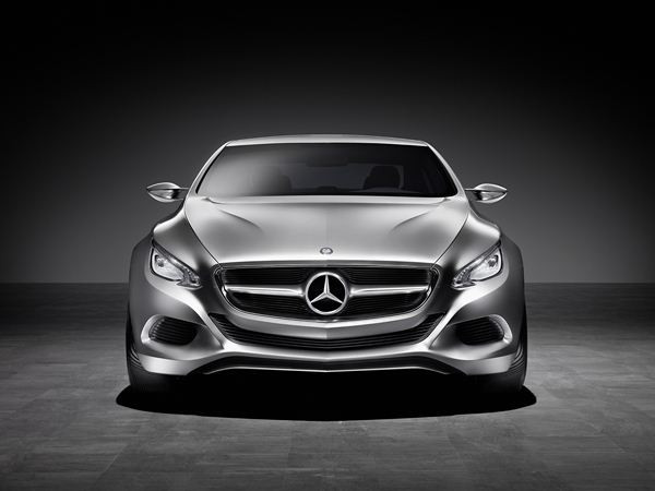 http://www.latribuneauto.com/_upload/ressources/reportages/concept-cars/2010/2010-02-28-Mercedes-devoile-le-concept-mercedes-f-800-style/Diaporama/Mercedes-F%20800%20Style-Concept-Copyright-Mercedes-02.jpg