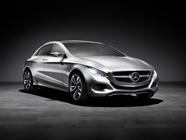 http://www.latribuneauto.com/_upload/ressources/reportages/concept-cars/2010/2010-02-28-Mercedes-devoile-le-concept-mercedes-f-800-style/Diaporama/Mercedes-F%20800%20Style-Concept-Copyright-Mercedes-03.jpg