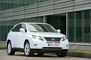 Premi�re Europ�enne pour le nouveau Lexus RX450h