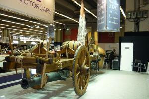 R�tromobile retrace l�histoire de la locomotion avec le Fardier de Cugnot