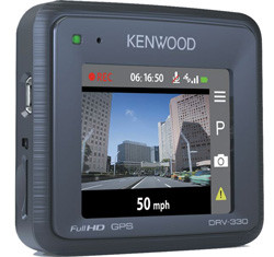 La dashcam Kenwood DRV-330 permet d’avoir un enregistrement vidéo lors d'un choc