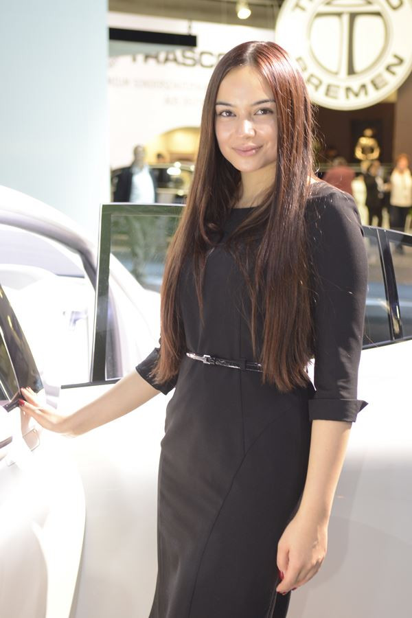 Les hôtesses du salon de l'automobile de Francfort 2015
