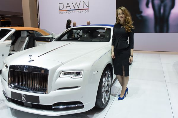 La 87ème édition du salon de l'automobile de Genève au travers de ses hôtesses