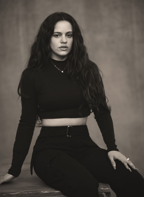 Le Calendrier Pirelli 2020 réalisé par Paolo Roversi recherche l’âme de Juliette