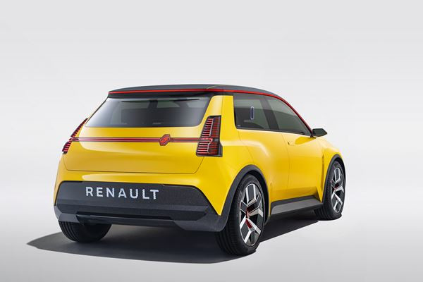 La Renault 5 Prototype incarne l'avenir électrique de Renault inspiré de son passé
