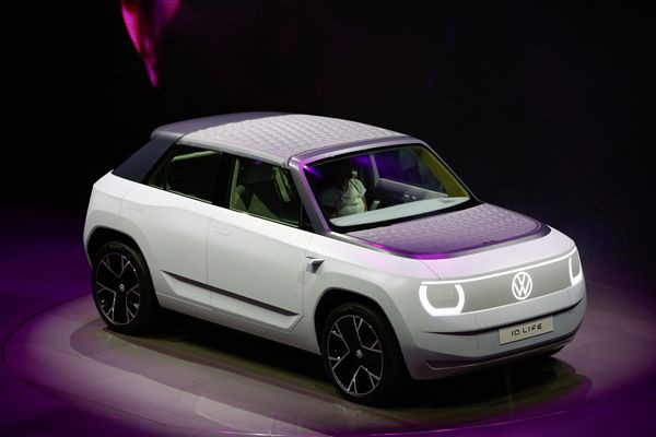 Le concept de crossover compact Volkswagen ID. Life affiche une autonomie de 400 km