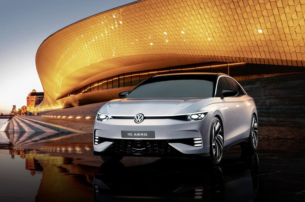 Le concept Volkswagen ID. Aero de berline électrique affiche une autonomie de 620 km