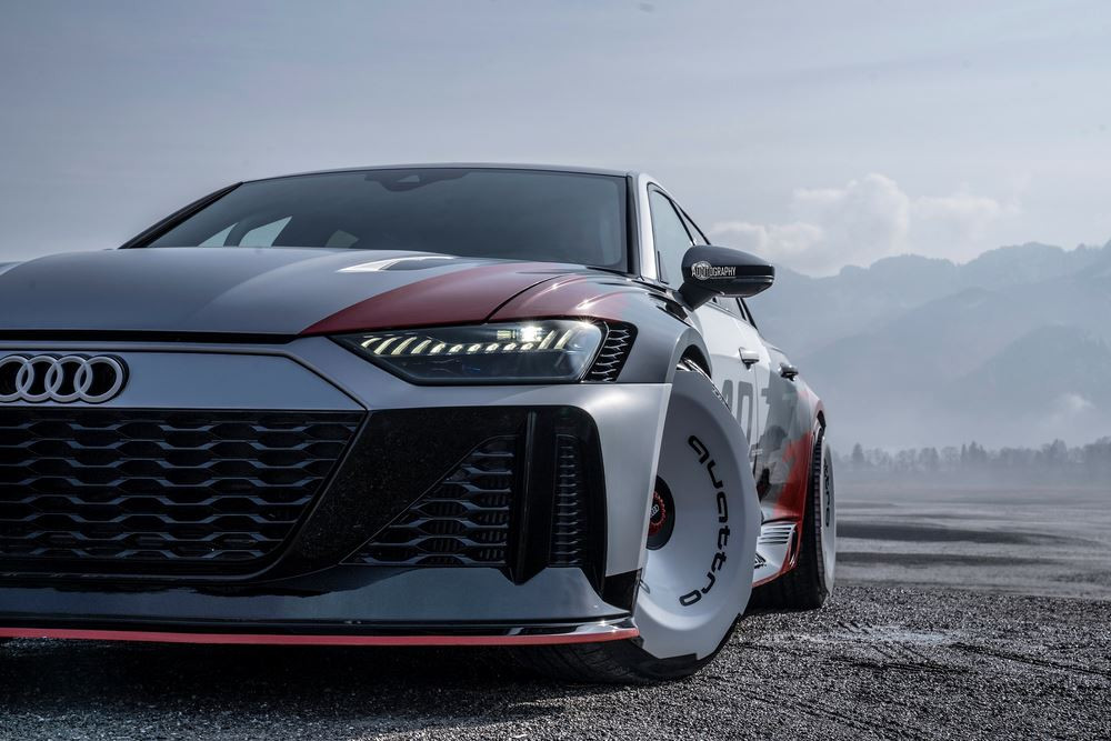 L'Audi RS 6 GTO concept reprend les codes de l'Audi 90 quattro IMSA GTO des années 90