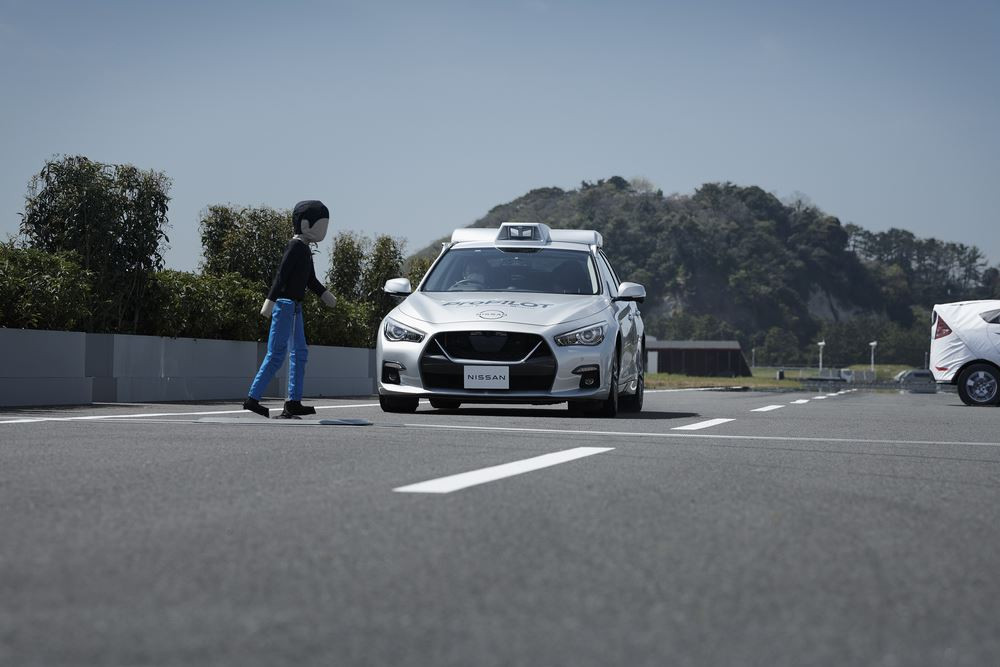 La technologie « ground truth perception » de Nissan améliore la prévention des collisions