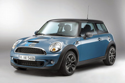 La marque MINI réalise une année 2012 record avec 301 526 ventes