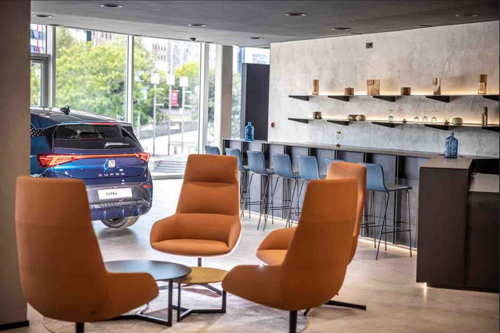 Le Cupra Garage in the City est conçu comme un espace expérientiel urbain
