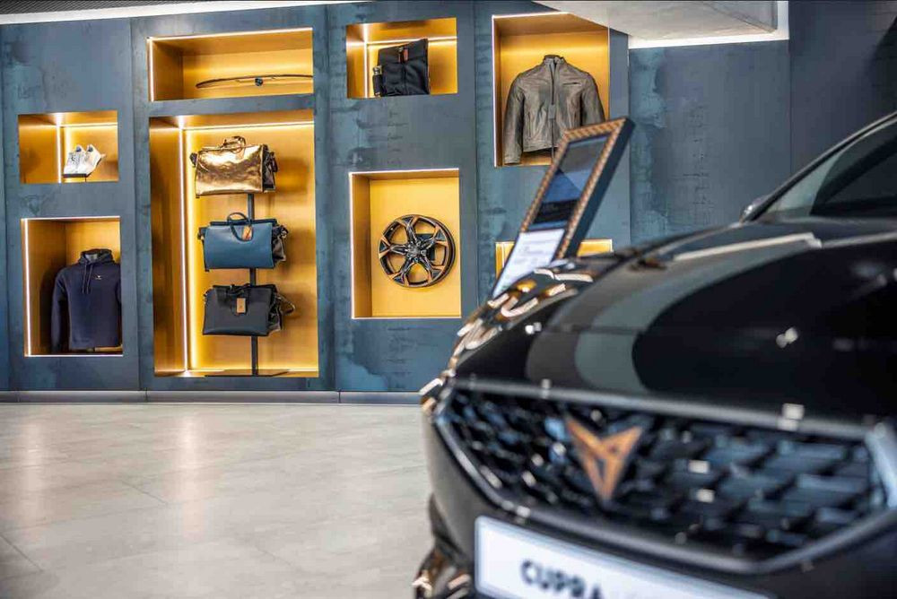 Le Cupra Garage in the City est conçu comme un espace expérientiel urbain
