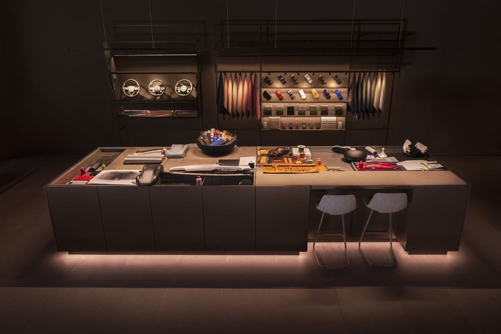 Le concept de magasin Maserati exprime l'artisanat de luxe italien