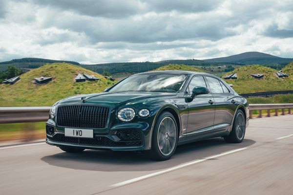 La Bentley Flying Spur Hybride affiche une autonomie électrique de plus de 40 km