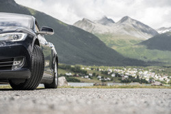 Des pneus à faible résistance au roulement augmentent l’autonomie électrique