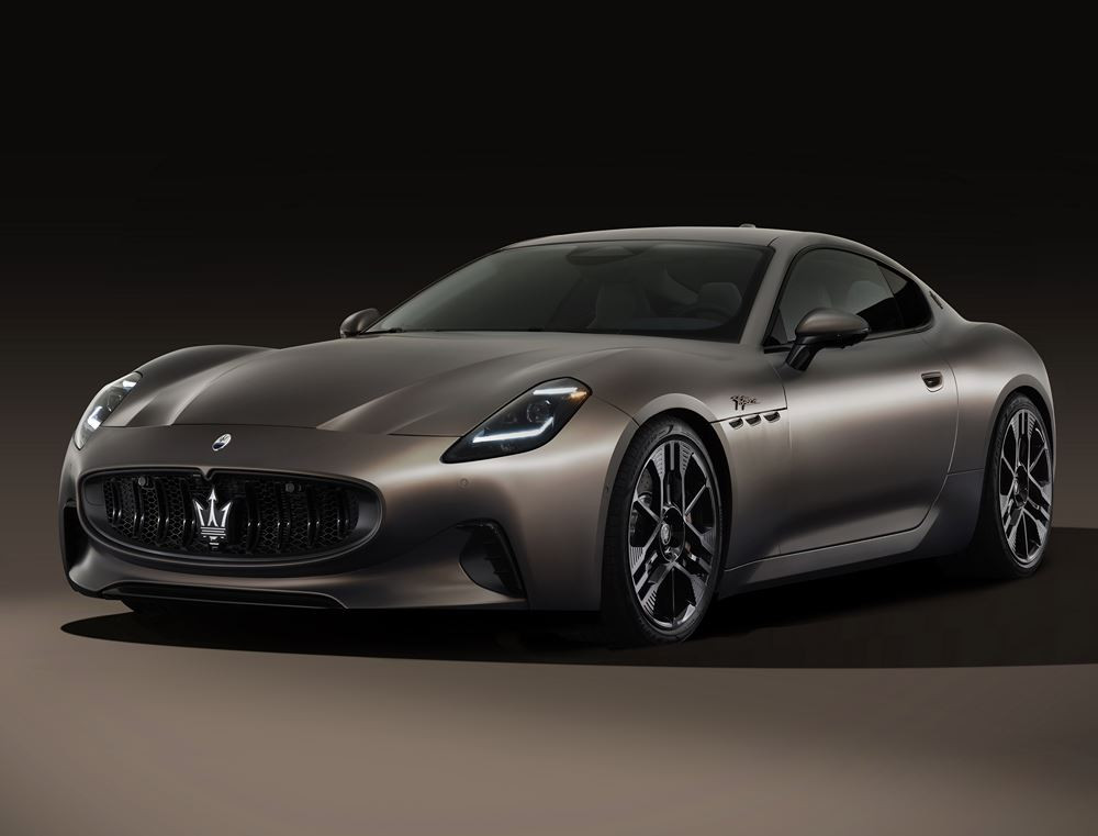 Le coupé électrique Maserati GranTurismo Folgore affiche des performances d'exception