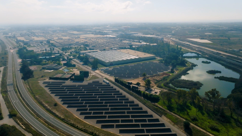 Une centrale solaire installée dans l'usine de production de véhicules Ford de Almussafes