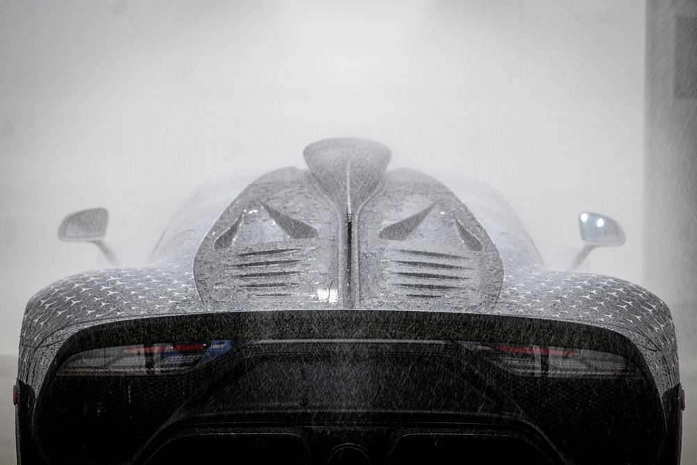 La production de l'hypercar dotée de la technologie de Formule 1 Mercedes-AMG One démarre
