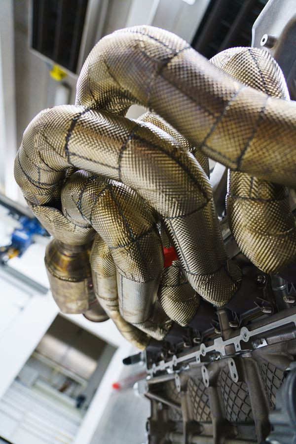 Le bloc V12 de l'Aston Martin Valkyrie débite une puissance de 1 000 ch