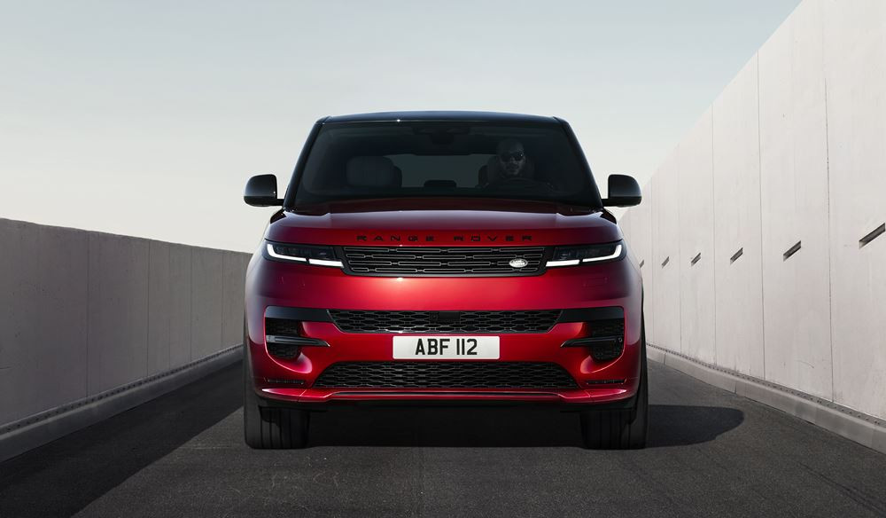Le Range Rover Sport de troisième génération affiche des lignes sophistiquées