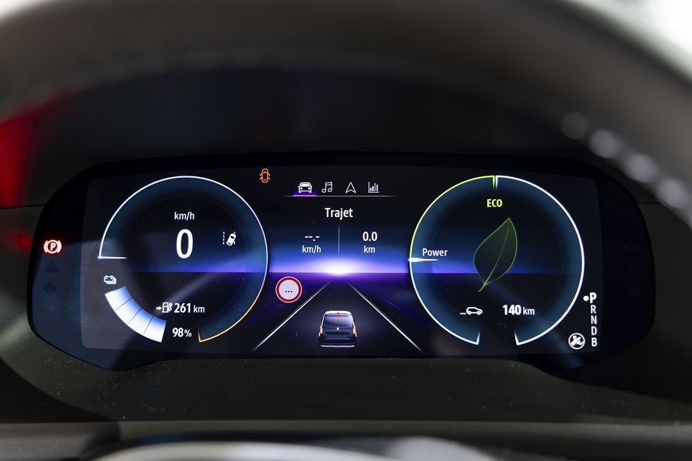Le combispace Renault Kangoo E-Tech Electric revendique une autonomie limitée jusqu'à 285 km