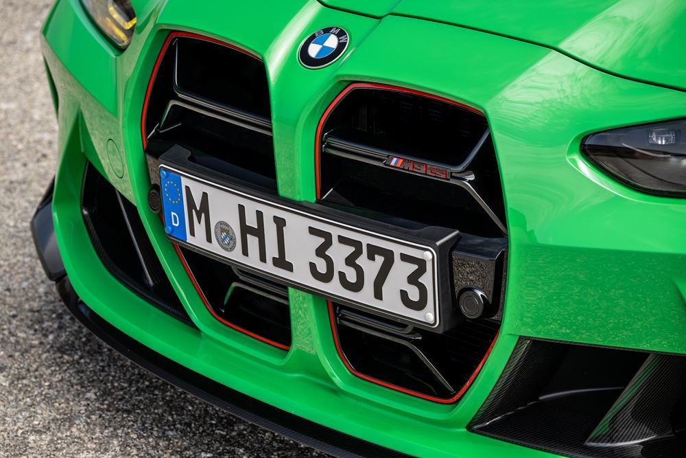La BMW M3 CS Berline hautes performances procure encore plus d'intensité sur la route