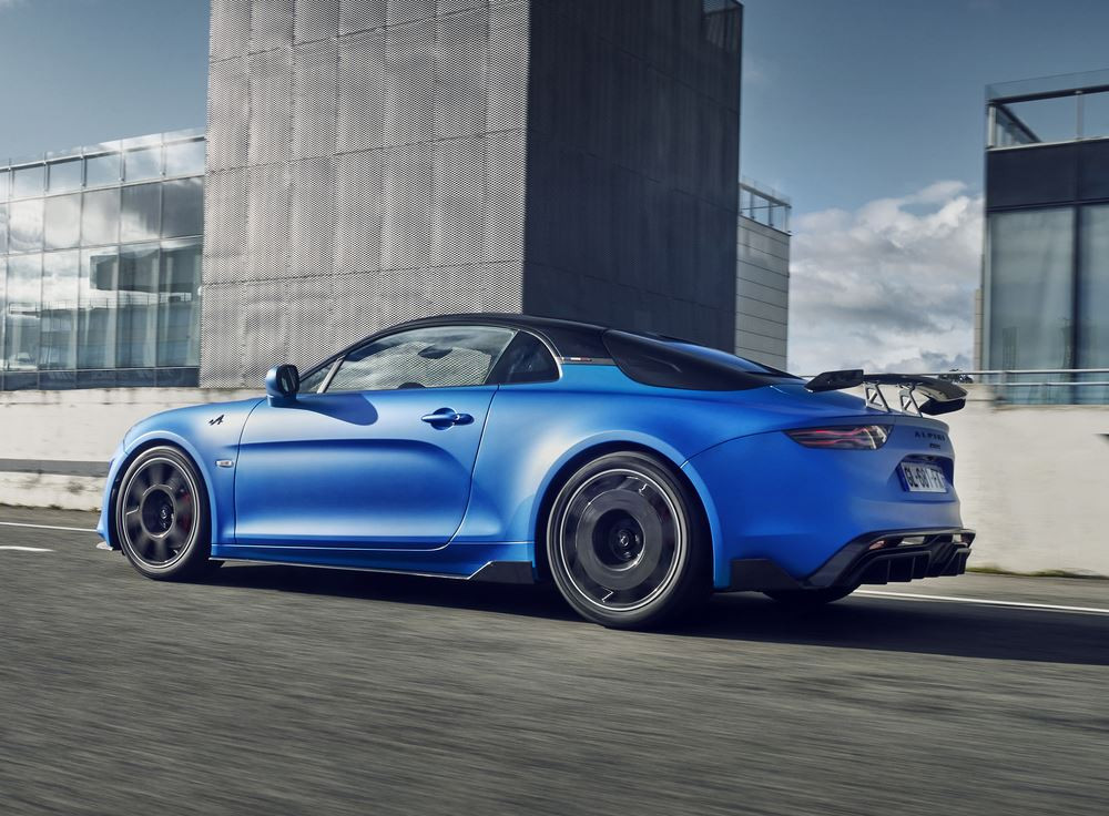 L'Alpine A110 R « radicale » est inspirée par la course automobile