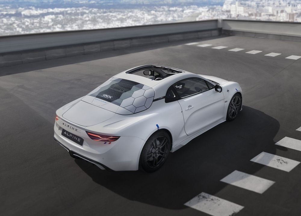 Alpine A110 E-ternité : un prototype de petit coupé électrique découvrable