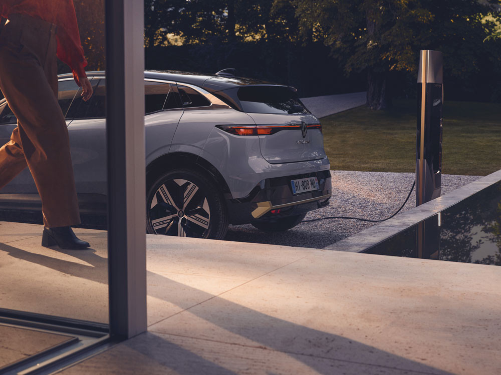 Plug Inn: une application communautaire de recharge de véhicules électriques sur bornes privées