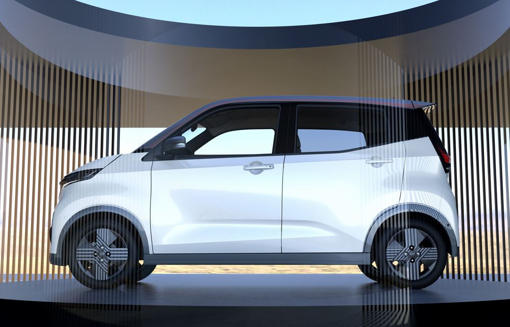 Le mini-véhicule électrique Nissan Sakura affiche une autonomie de 180 km
