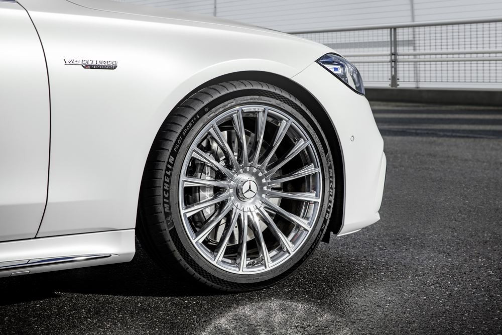 La Classe S Mercedes-AMG embarque un moteur V8 4.0 litres et un moteur électrique