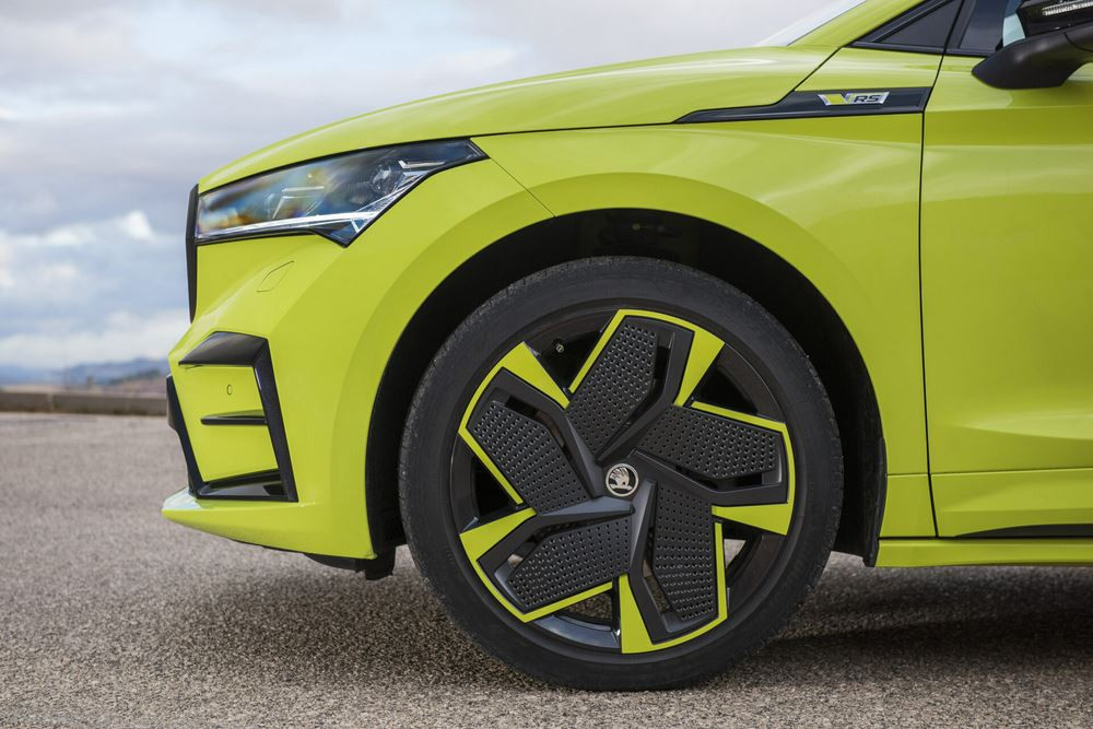 Le SUV électrique Skoda Enyaq RS iV développe 300 ch et 460 Nm de couple