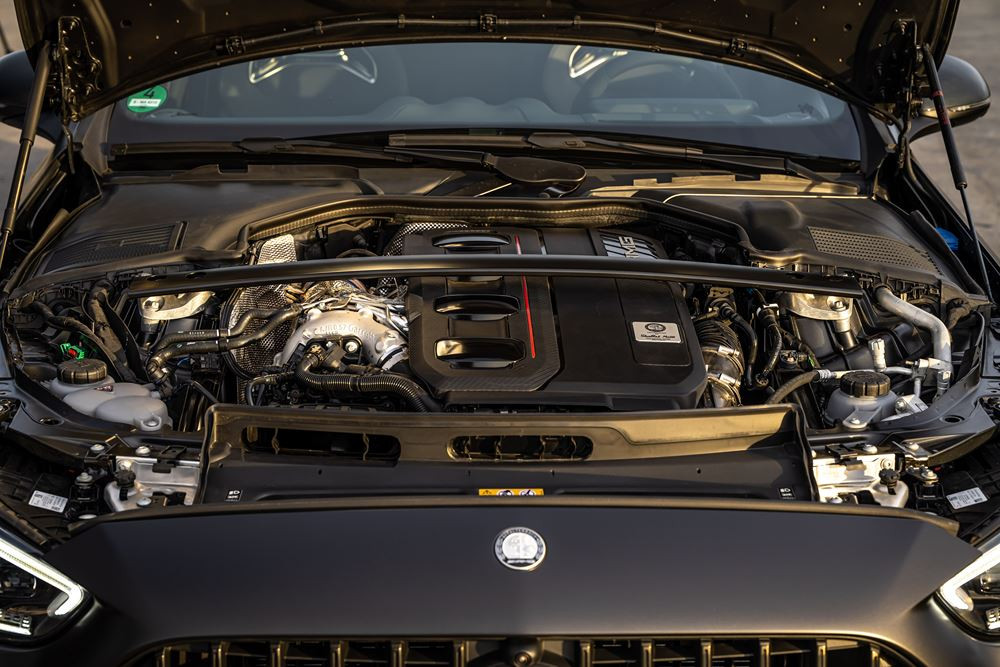 La berline hybride Mercedes-AMG C 63 S E Performance affiche une puissance combinée de 680 ch