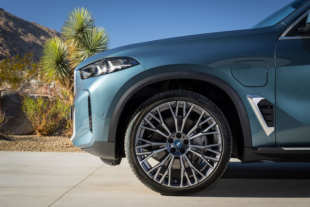 Le Sports Activity Vehicule BMW X5 s'offre une actualisation