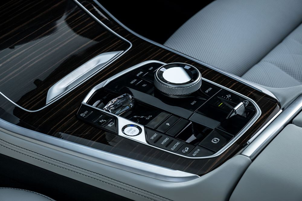 Le Sports Activity Vehicule BMW X5 s'offre une actualisation