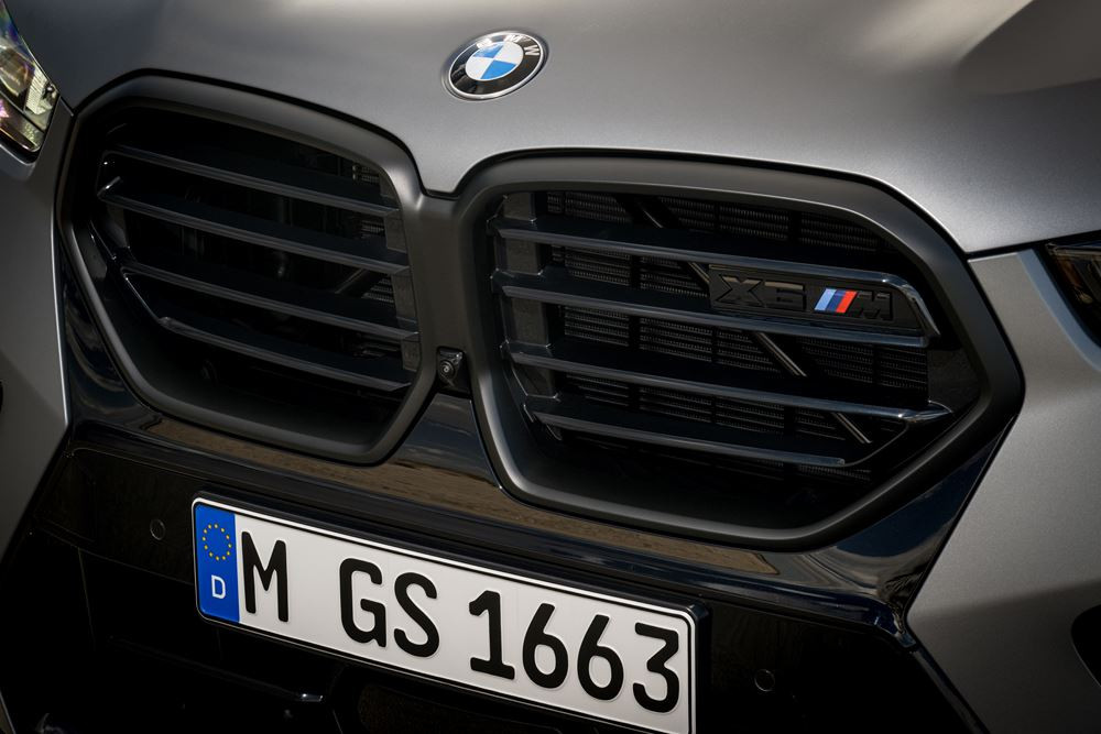 La BMW X6 M Competition est propulsée par un moteur V8 à technologie 48V de 625 ch