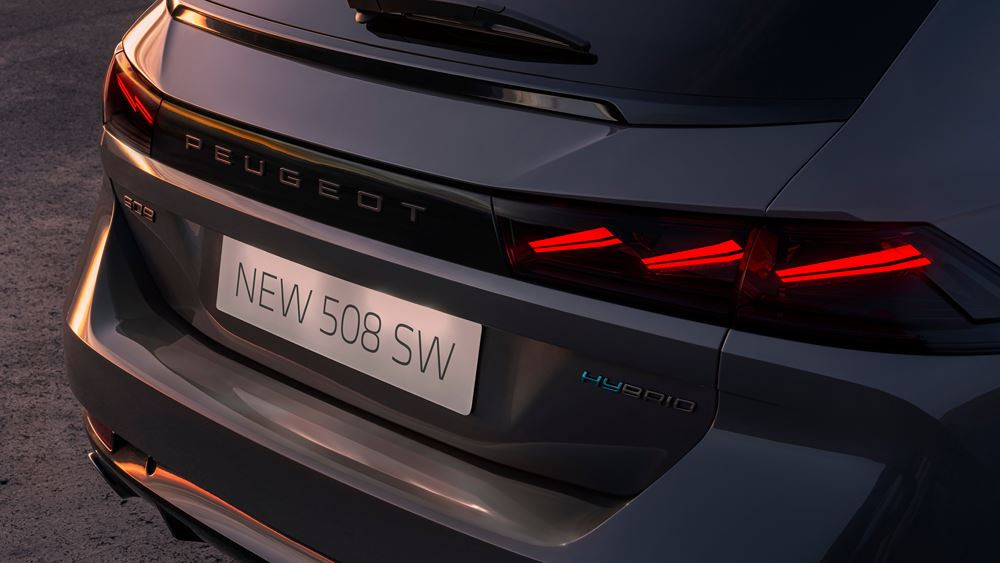 Le break Peugeot 508 SW restylé reçoit une face avant plus dynamique
