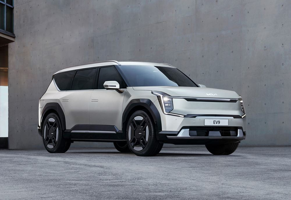 Le grand SUV électrique Kia EV9 affiche un design avant-gardiste