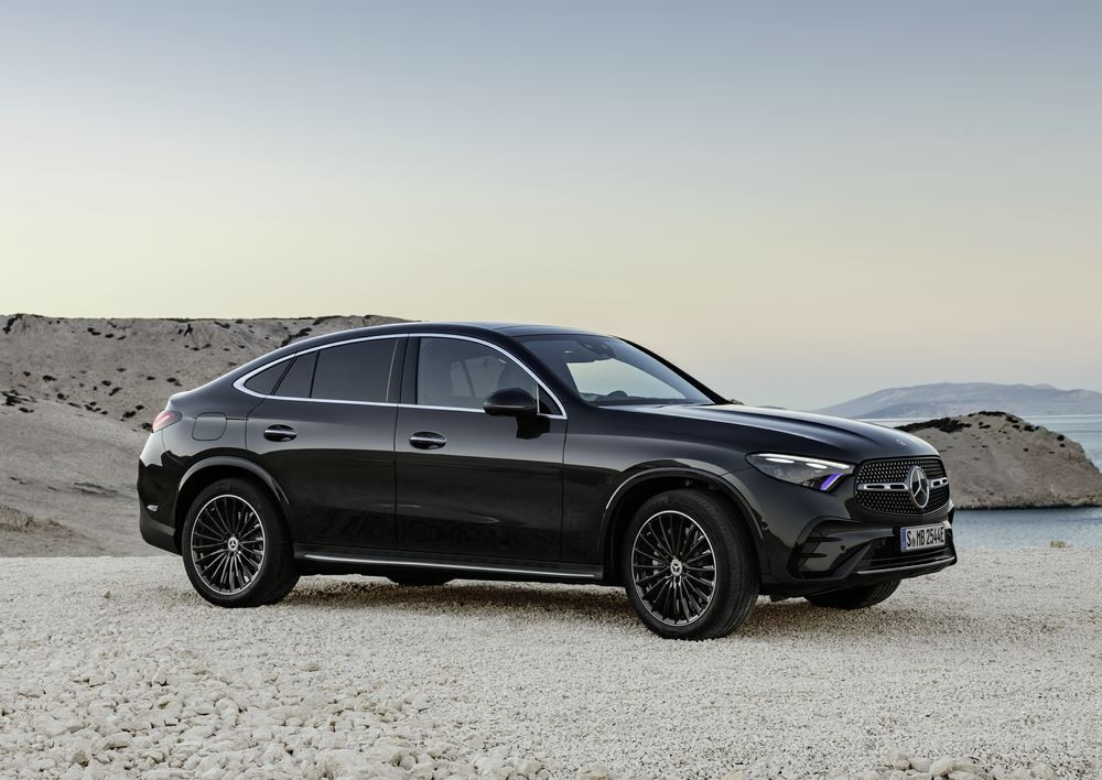 Le Mercedes GLC Coupé affiche une silhouette de coupé sportif