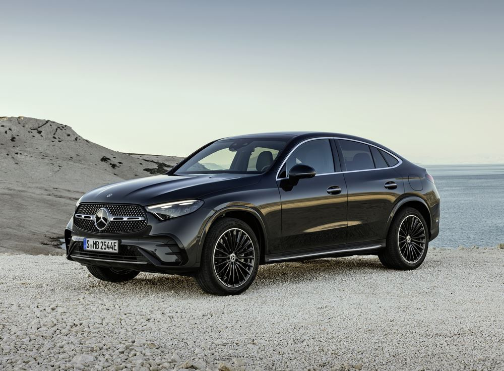 Le Mercedes GLC Coupé affiche une silhouette de coupé sportif