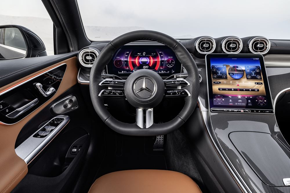 Le Mercedes GLC Coupé affiche une silhouette de coupé sportif