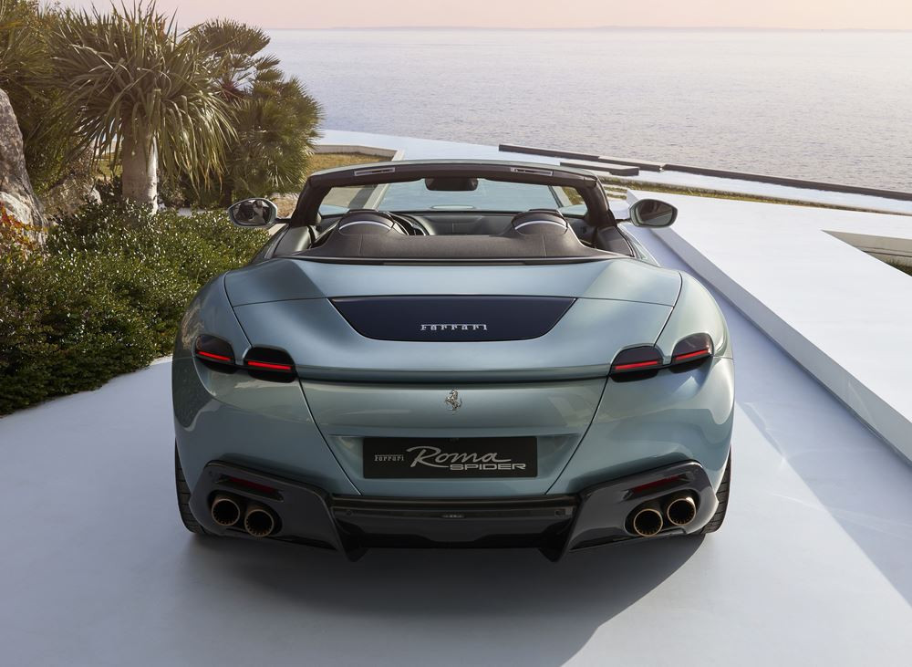 Ferrari Roma Spider: un spider 2 plus à moteur V8 turbo central avant de 620 ch