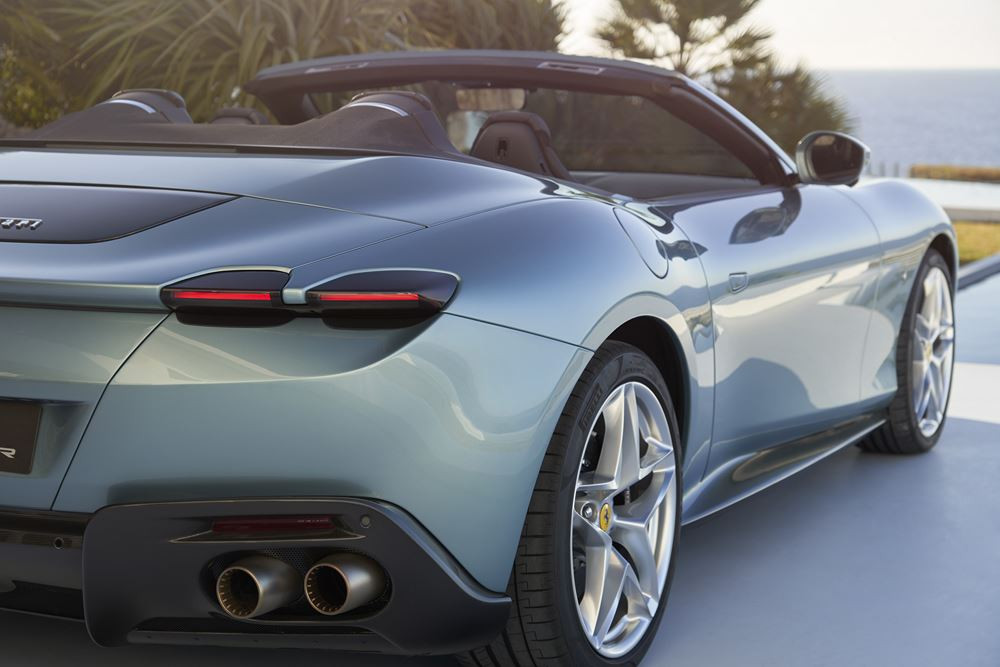 Ferrari Roma Spider: un spider 2 plus à moteur V8 turbo central avant de 620 ch