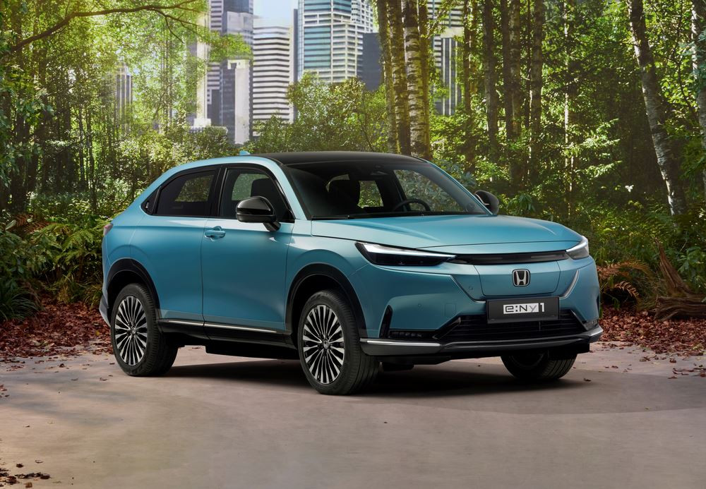 Le SUV compact électrique Honda e:Ny1 affiche une autonomie de 412 km