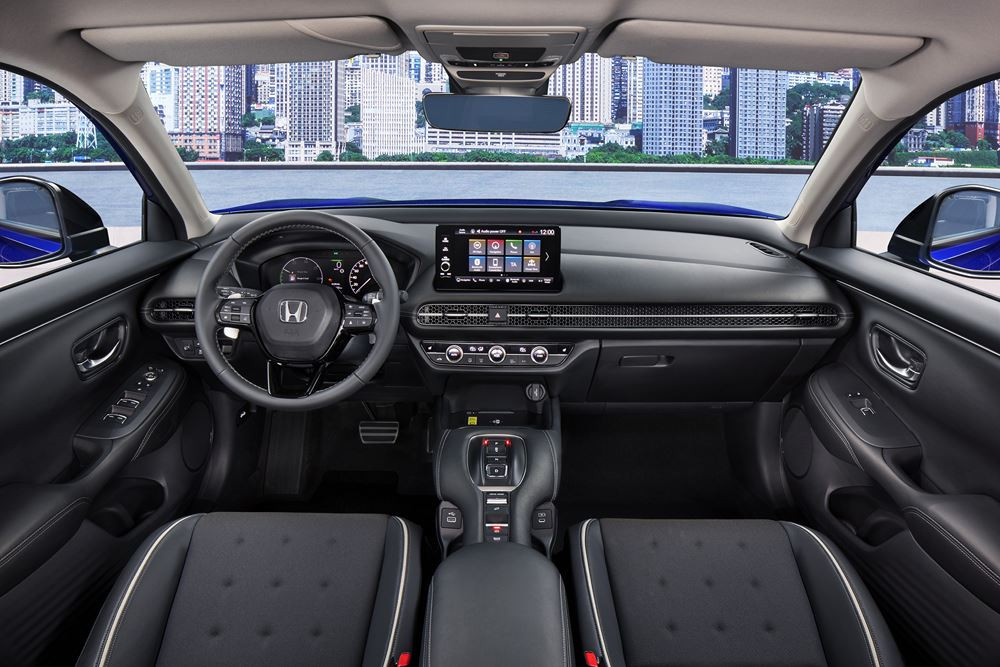 Le SUV Honda ZR-V hybride du segment C revendique une expérience de conduite efficace