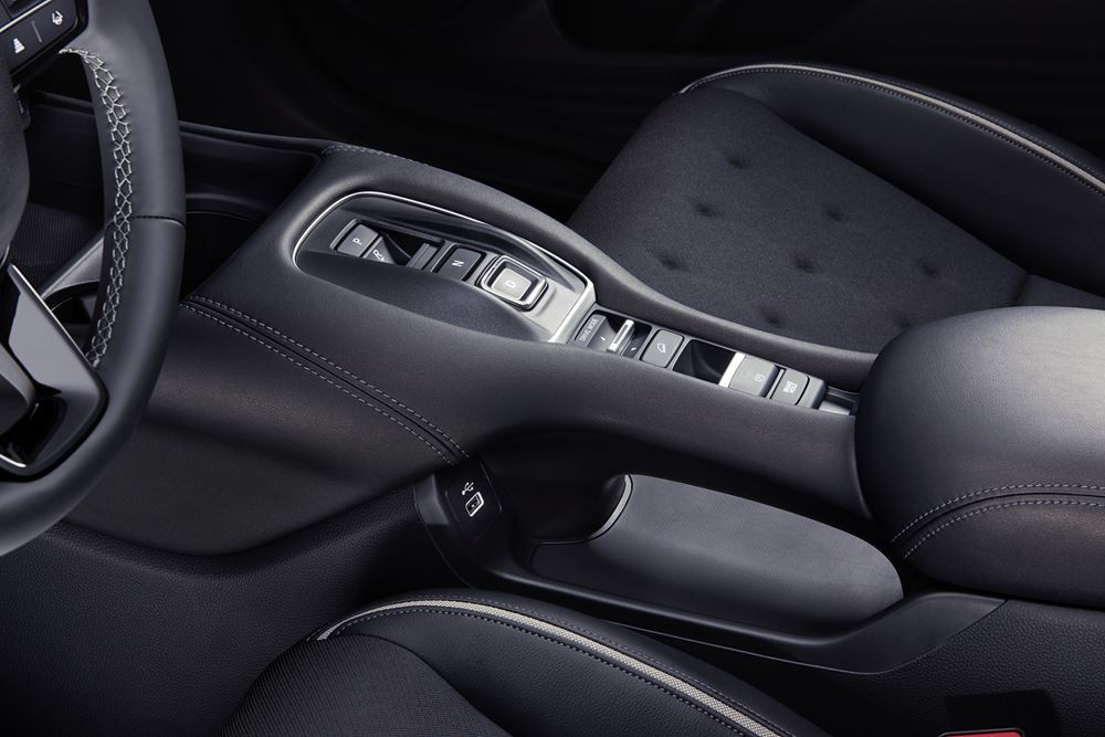 Le SUV Honda ZR-V hybride du segment C revendique une expérience de conduite efficace