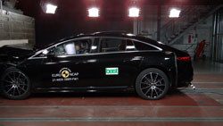 La Mercedes EQS électrique obtient cinq étoiles aux crash-tests Euro NCAP