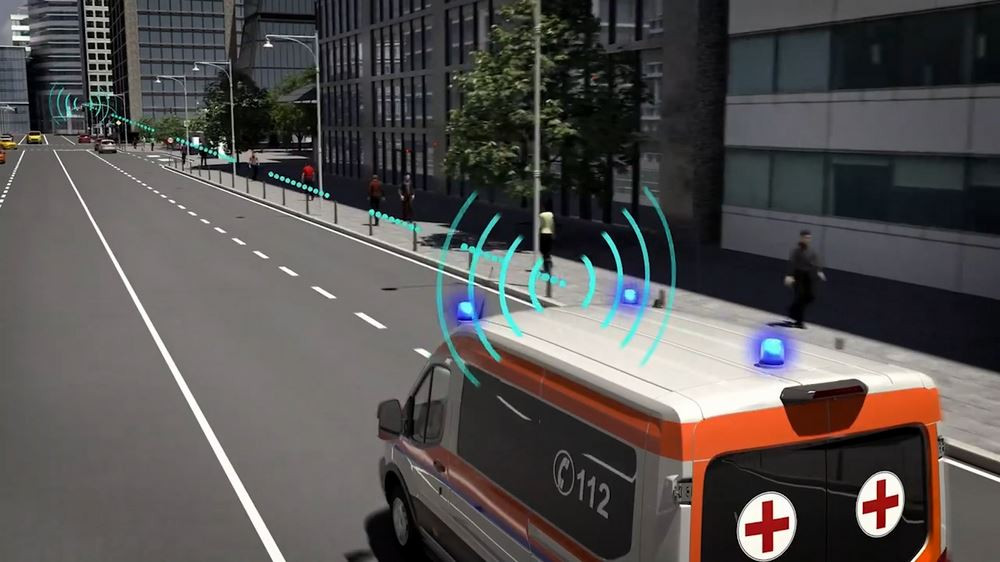 Des feux de circulation qui passent au vert pour les véhicules d'urgence en test