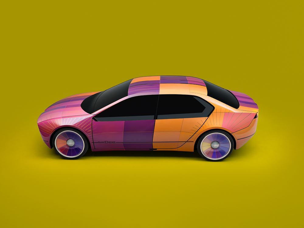 La technologie électrophorétique couleur peut faire évoluer la teinte de la carrosserie parmi 32 couleurs