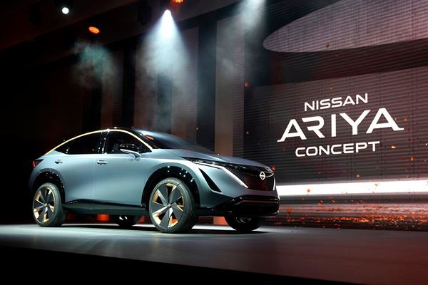 Nissan Ariya: un concept-car de crossover doté de deux moteurs électriques